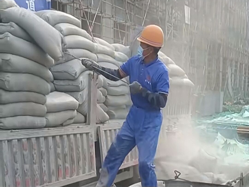 智能装车系统利用，代替危险品货物装卸