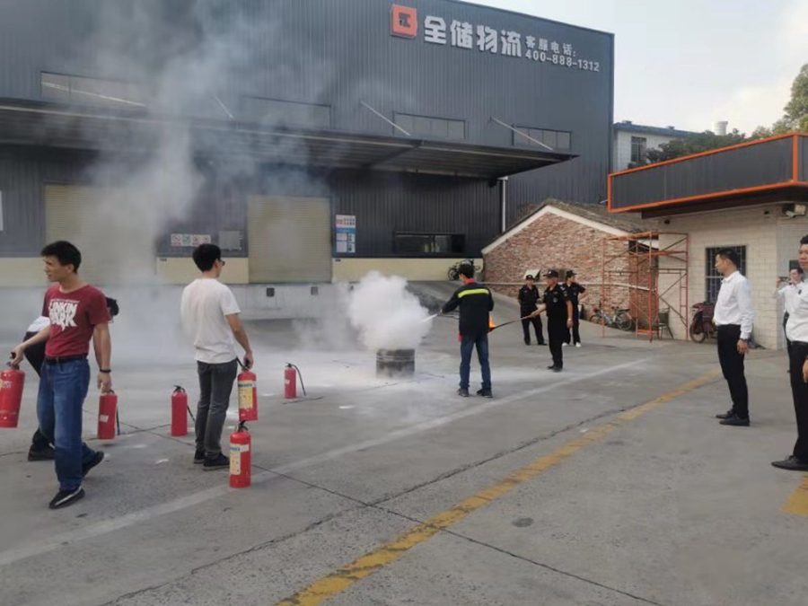 拉萨仓库消防演习
